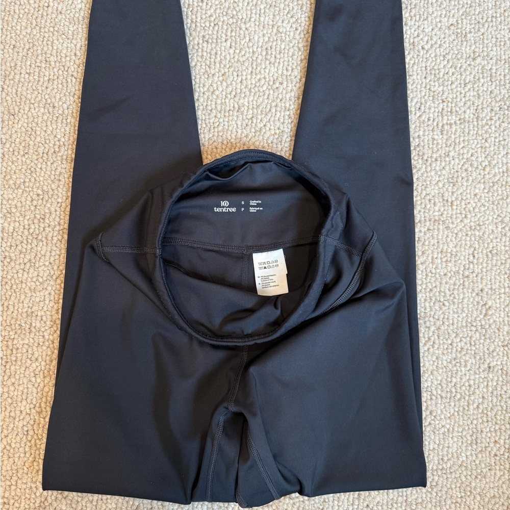 tentree Black Leggings